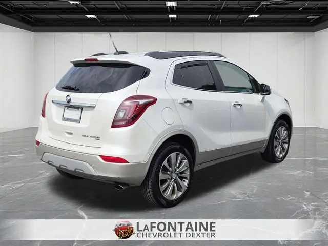 2020 Buick Encore Preferred AWD photo 5