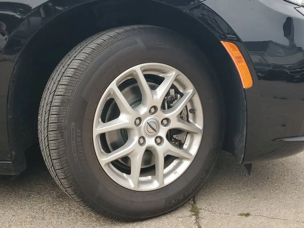 2025 Chrysler Pacifica Select photo 5