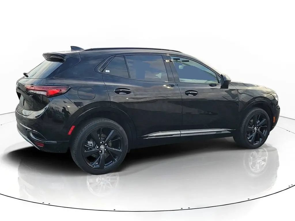 2023 Buick Envision Essence AWD photo 4
