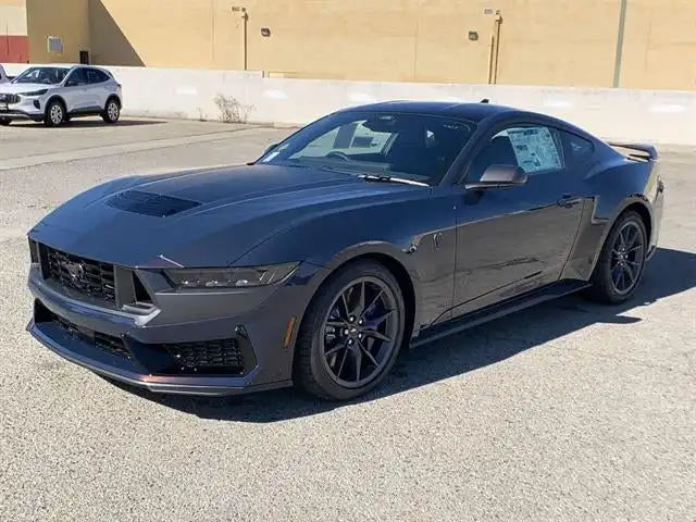 2025 Ford Mustang Dark Horse's photo