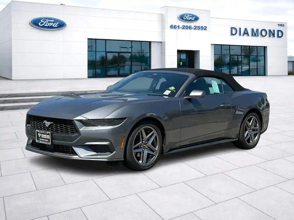 2025 Ford Mustang EcoBoost Convertible's photo