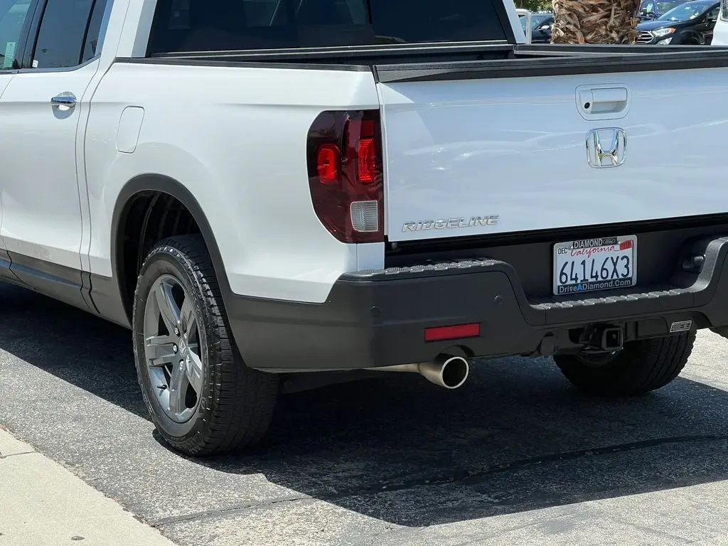 2023 Honda Ridgeline RTL-E AWD photo 5