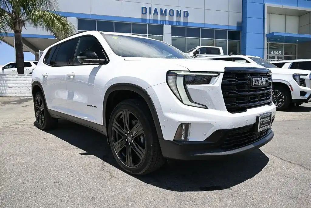 2026 GMC Acadia Elevation FWD's photo