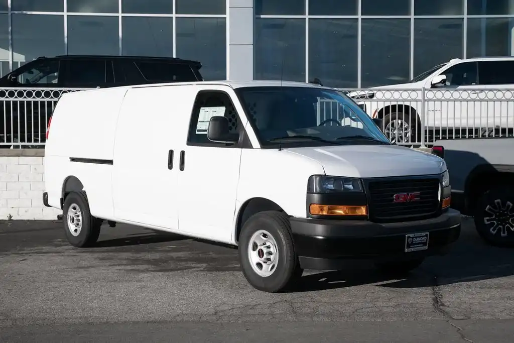2025 GMC Savana 2500 Ext WB's photo