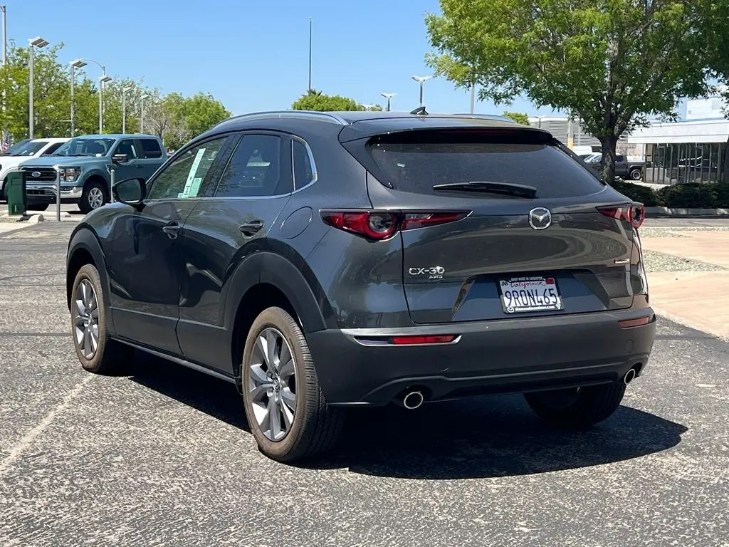 2024 Mazda CX-30 Premium AWD photo 4
