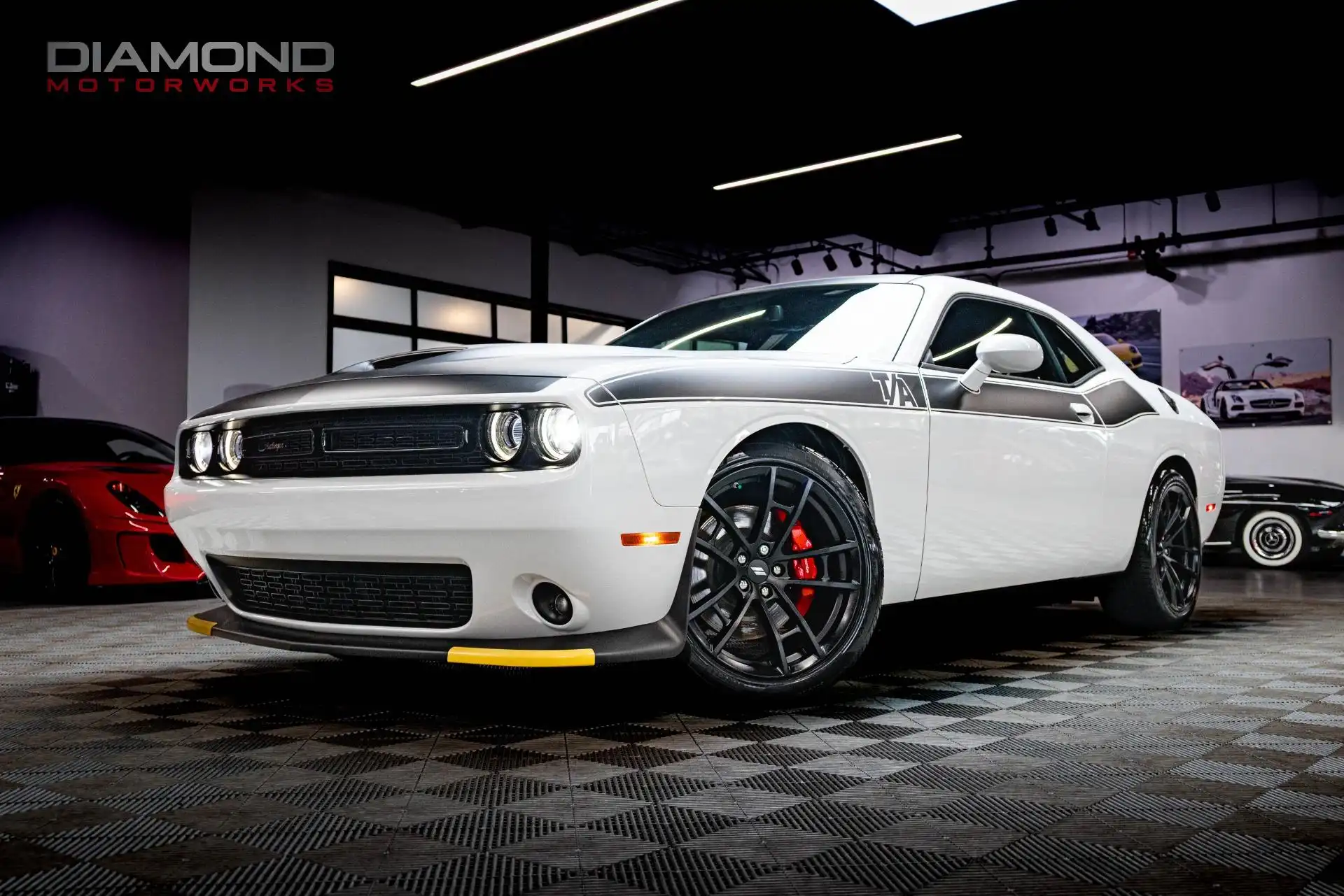 2023 Dodge Challenger R/T's photo