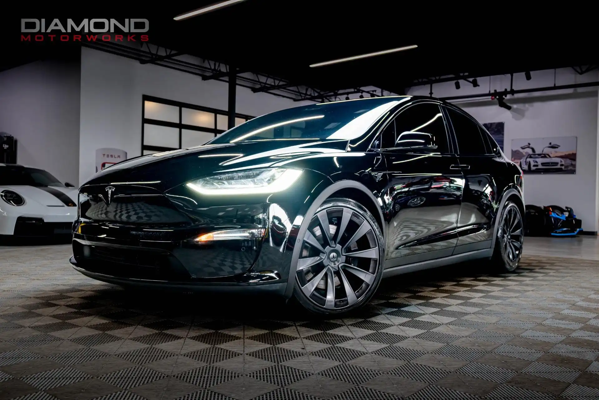 2022 Tesla Model X Plaid's photo