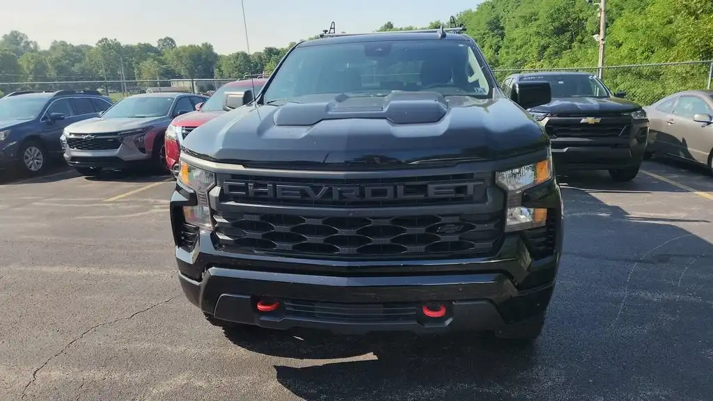2023 Chevrolet Silverado 1500 Custom Trail Boss 4X4 Crew Cab Short Box's photo