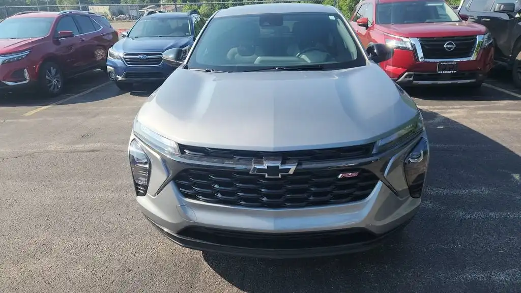 2024 Chevrolet Trax 1RS's photo