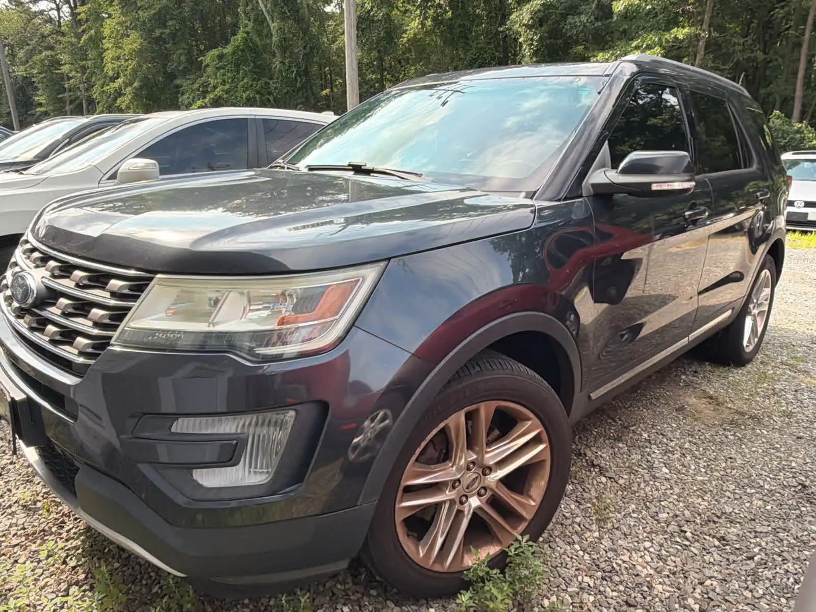 2017 Ford Explorer XLT 4WD's photo