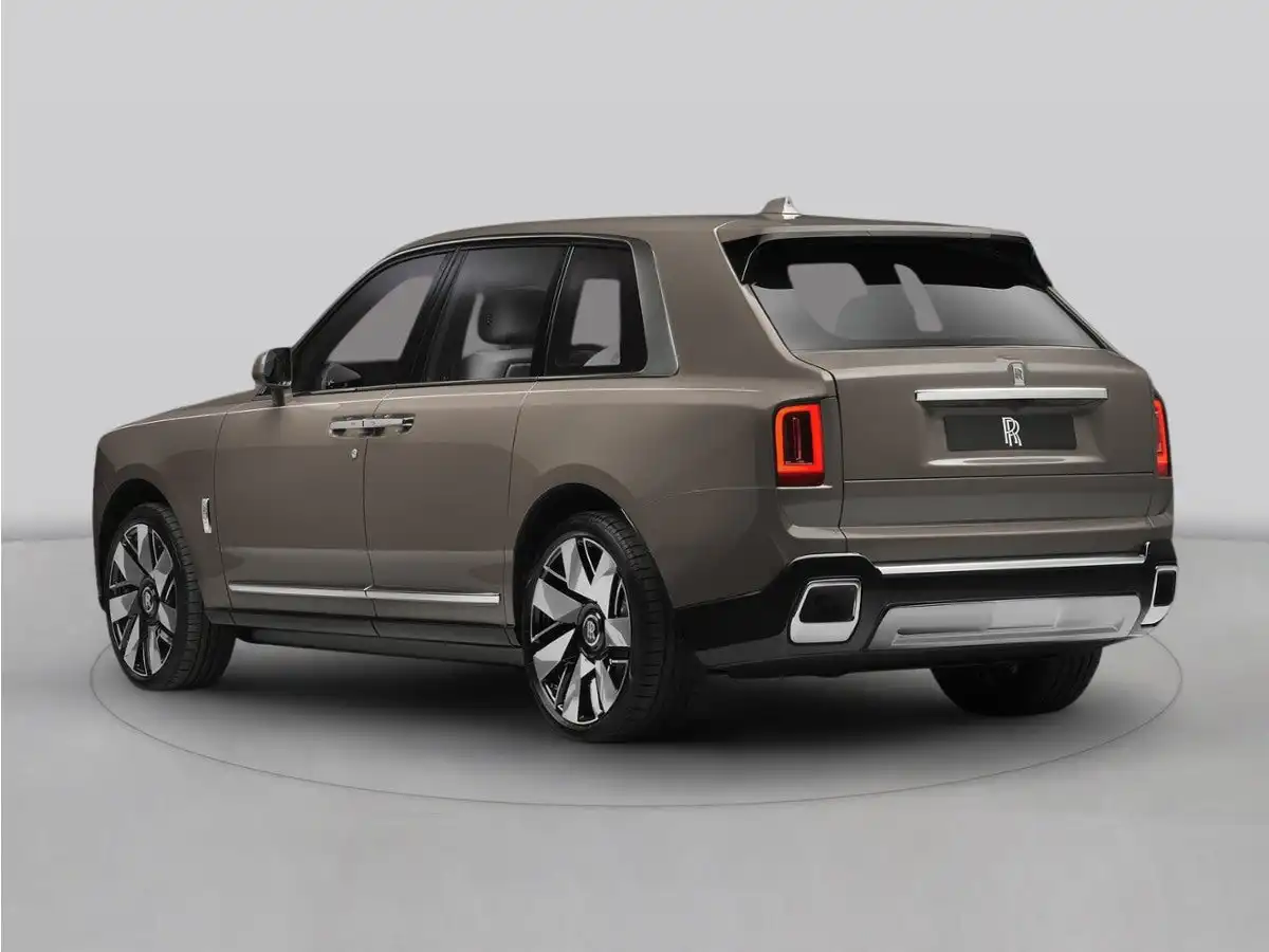2026 Rolls-Royce Cullinan Base's photo