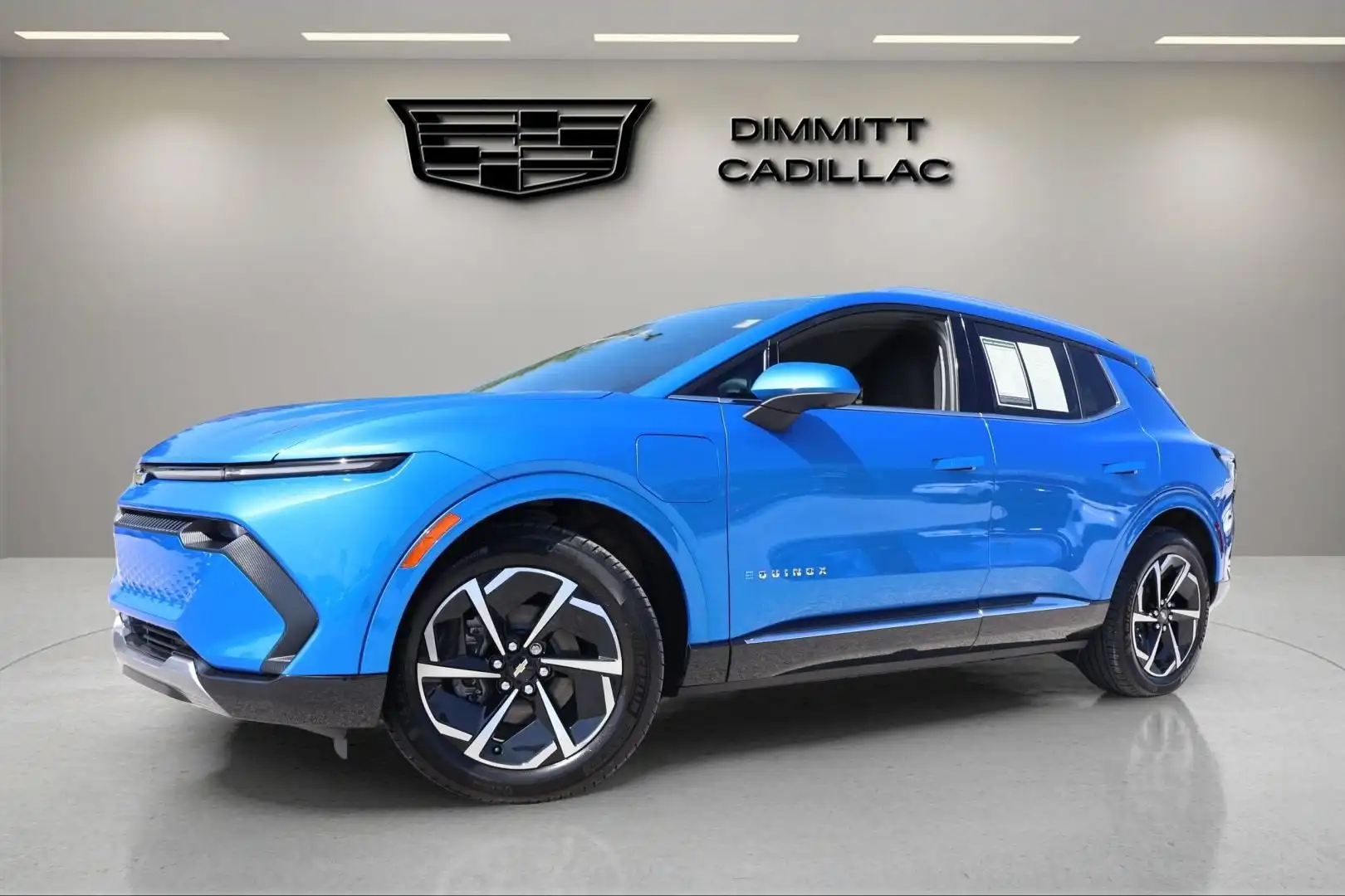 2024 Chevrolet Equinox EV 2LT FWD's photo