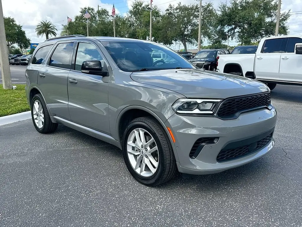 2026 Dodge Durango GT Plus AWD photo 3