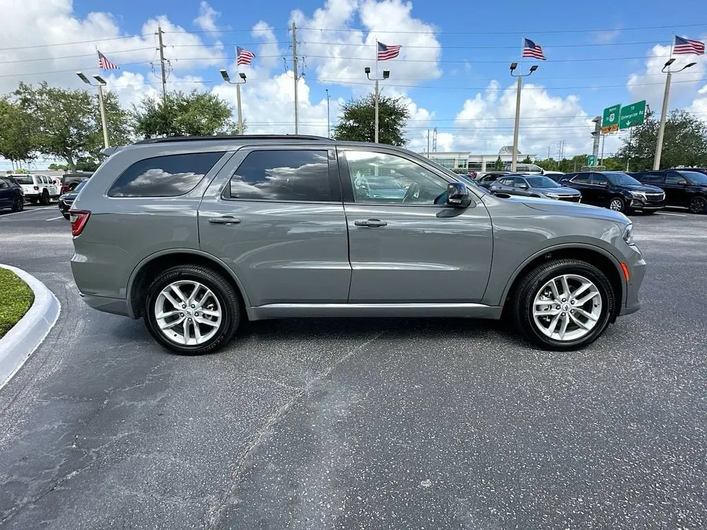 2026 Dodge Durango GT Plus AWD photo 4