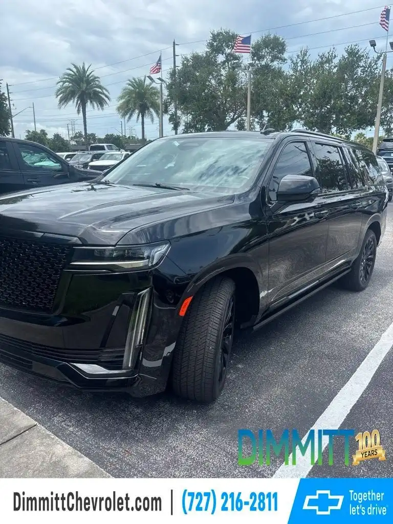 2024 Cadillac Escalade ESV 4WD Premium Luxury's photo