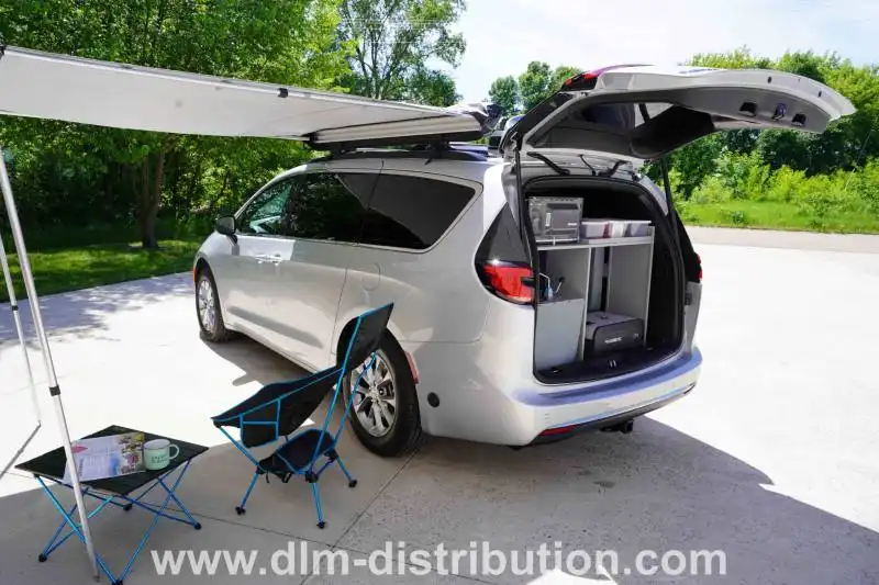 2026 Chrysler Pacifica Select AWD's photo