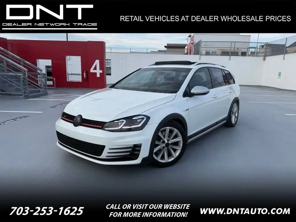 2017 Volkswagen Golf Alltrack TSI SE 4Motion DSG's photo