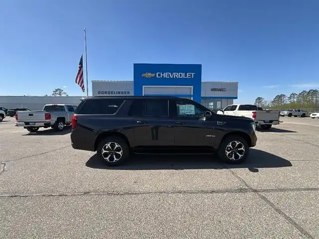 2026 GMC Yukon 4WD AT4's photo