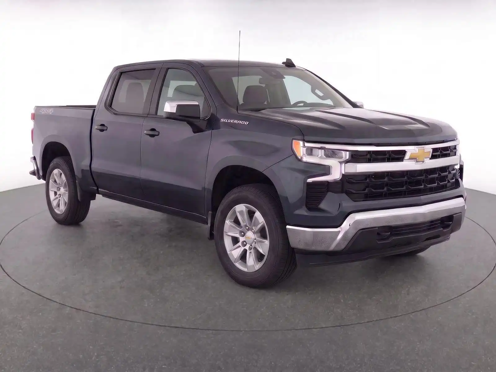2025 Chevrolet Silverado 1500 LT 4WD Crew Cab Short Box's photo