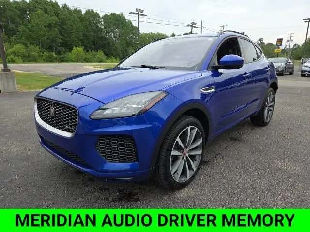 2018 Jaguar E-PACE P300 R-Dynamic HSE AWD photo 4
