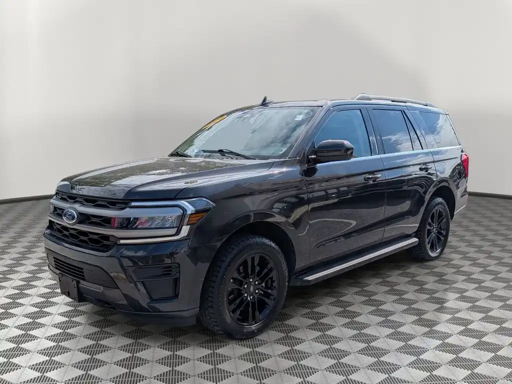 2024 Ford Expedition XLT 4WD's photo