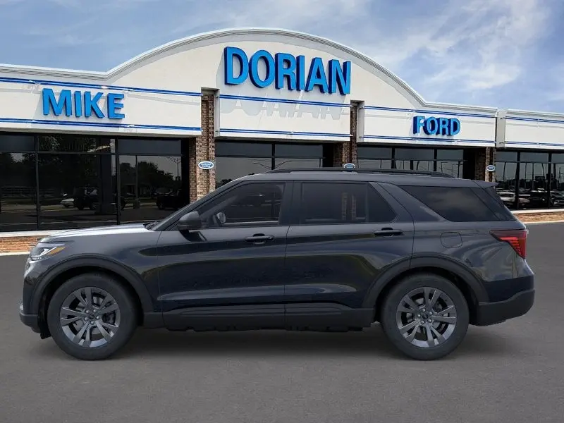 2026 Ford Explorer Active 4WD photo 3
