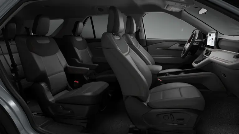 2026 Ford Explorer Active 4WD photo 5
