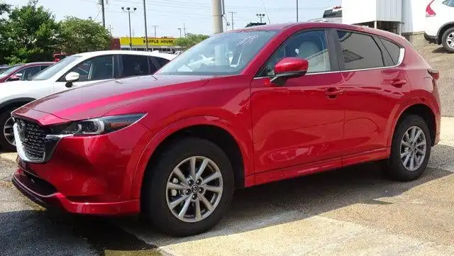 2025 Mazda CX-5 S Preferred package Auto AWD's photo