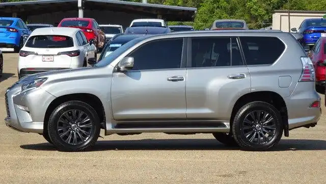 2022 Lexus GX 460 460 Premium's photo