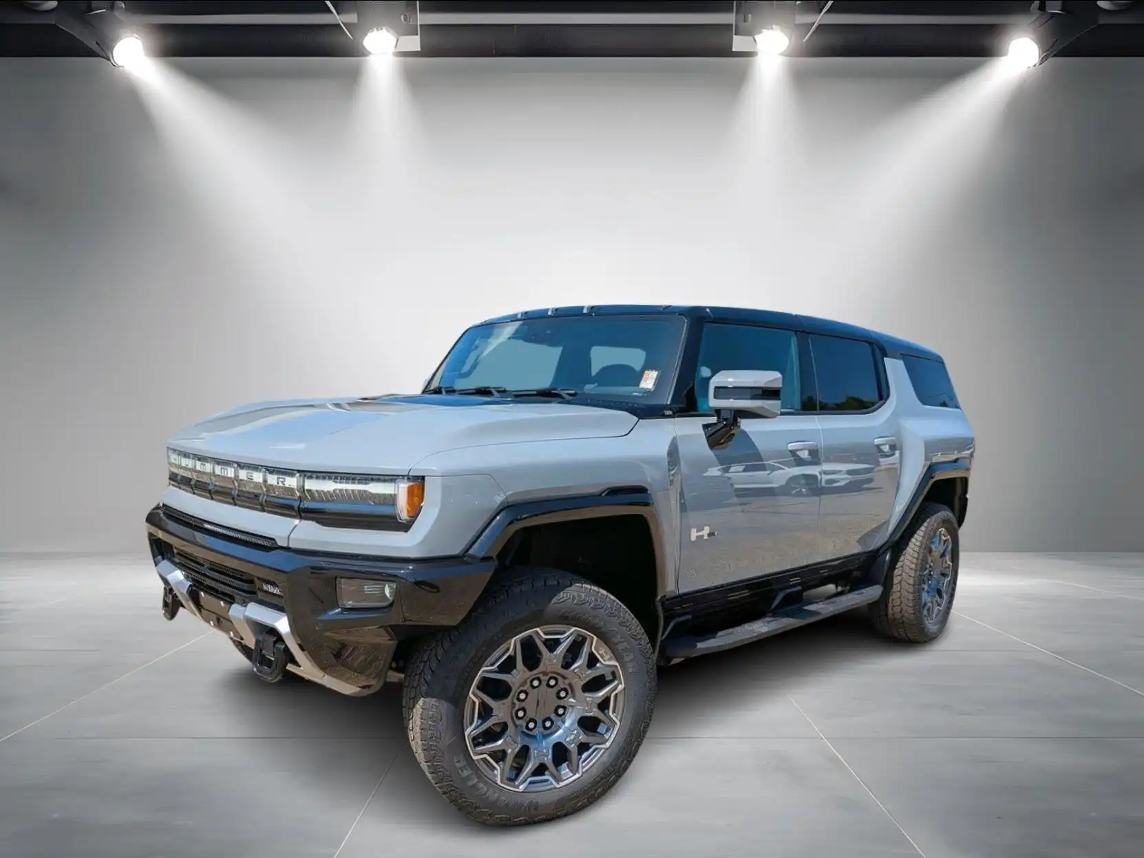 2025 GMC Hummer EV 3X SUV's photo