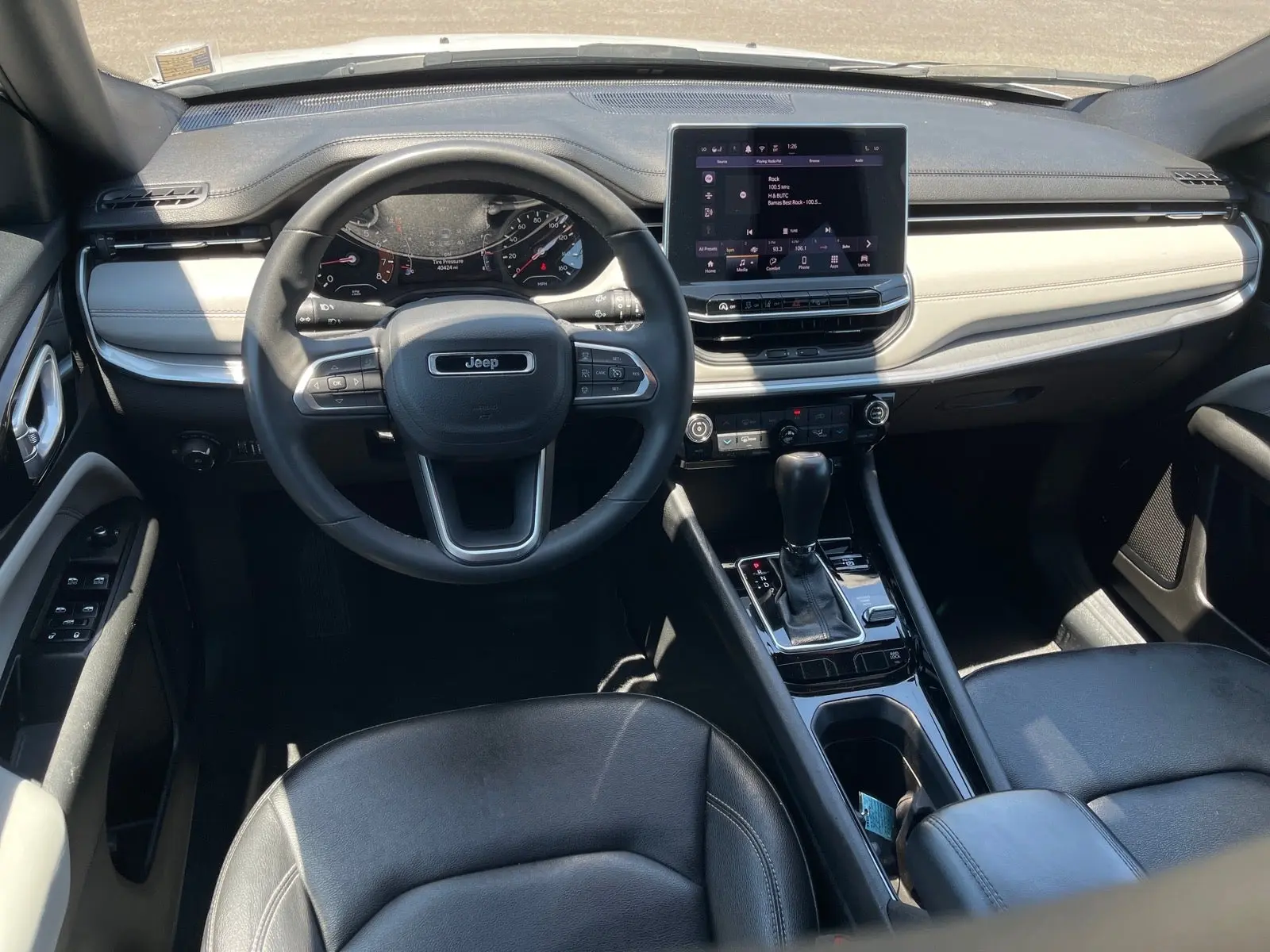 2025 Jeep Compass Limited 4X4 photo 3