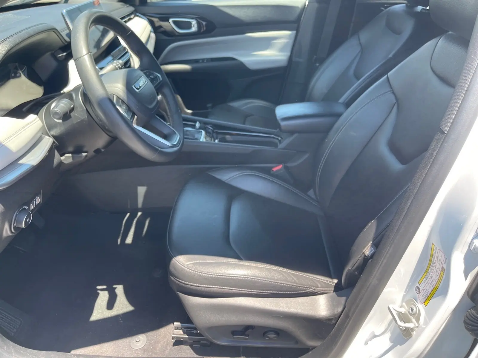 2025 Jeep Compass Limited 4X4 photo 5