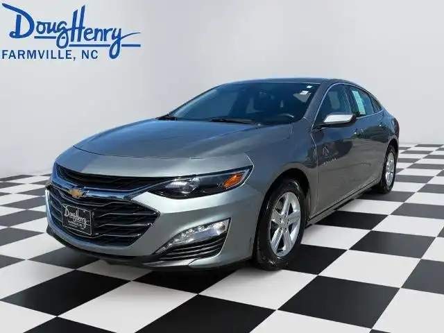 2024 Chevrolet Malibu 1LT's photo