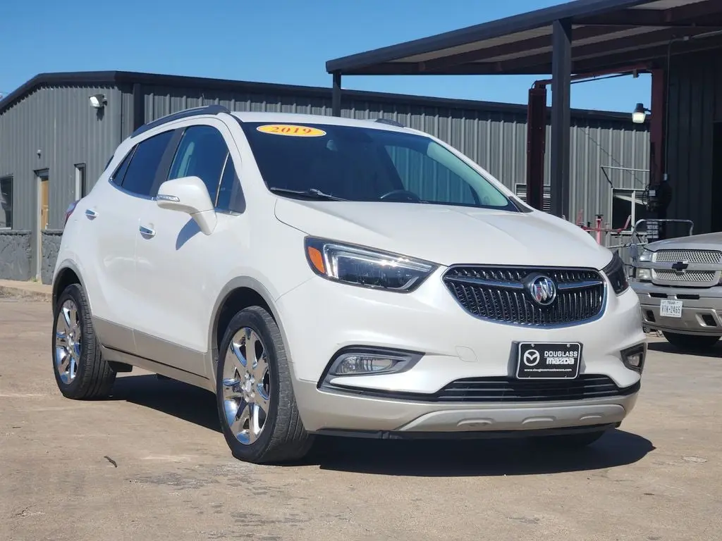 2019 Buick Encore Essence photo 3