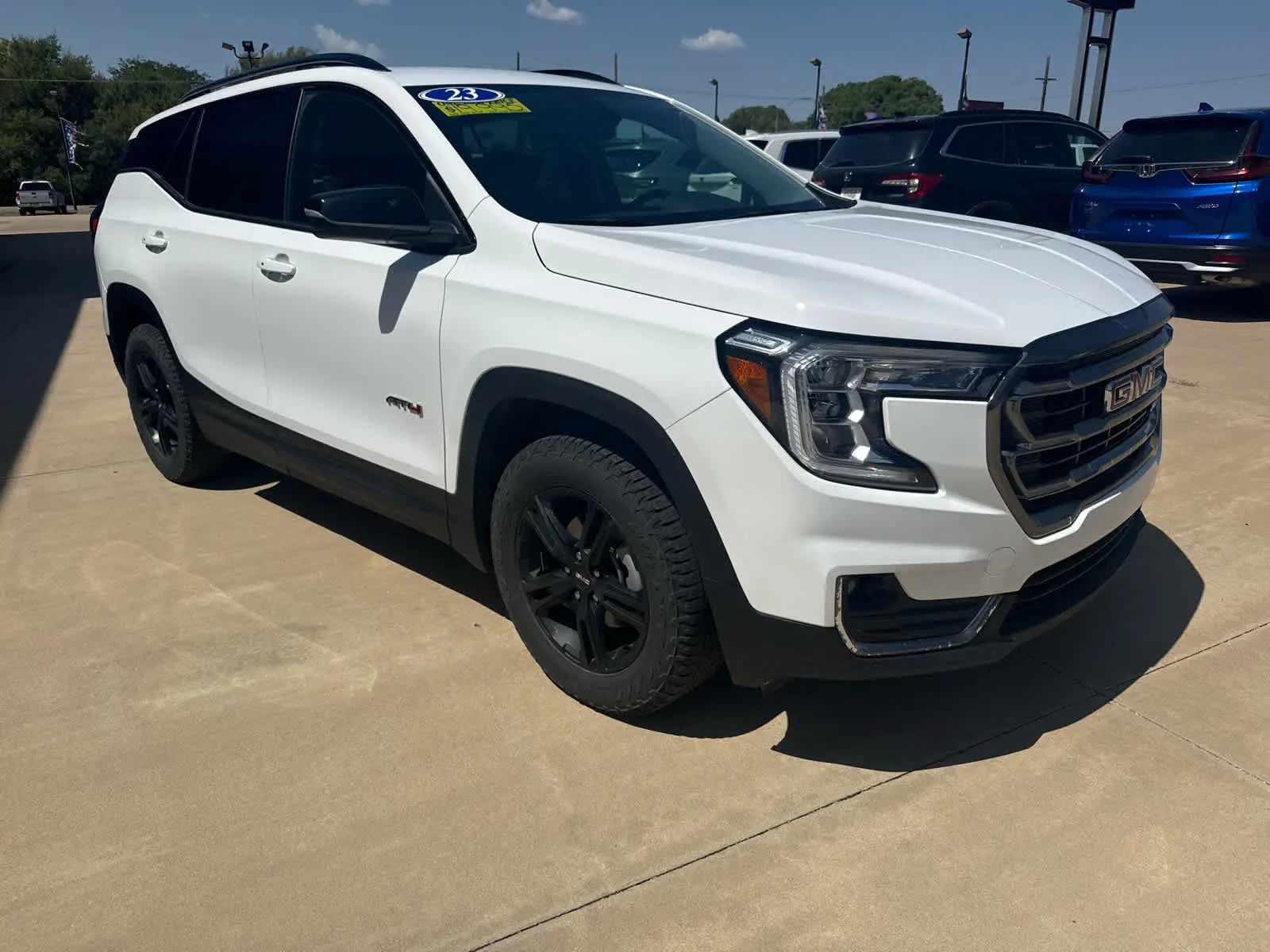 2023 GMC Terrain AT4 AWD photo 4