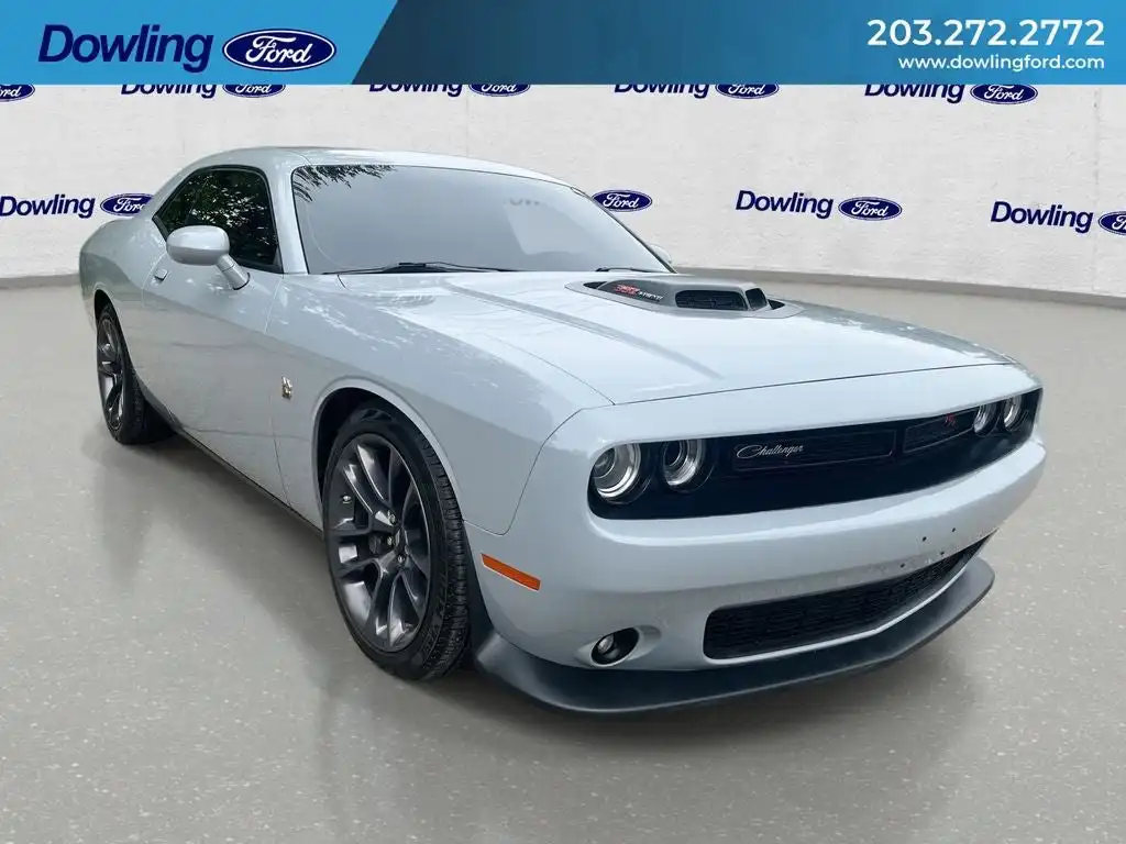 2022 Dodge Challenger R/T Scat Pack's photo