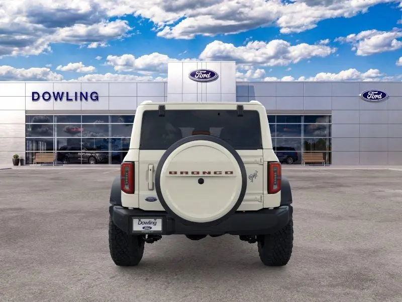 2026 Ford Bronco Outer Banks 4WD photo 5
