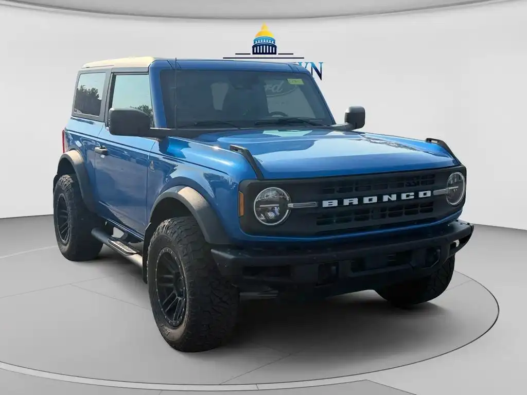2022 Ford Bronco Black Diamond 4x4's photo