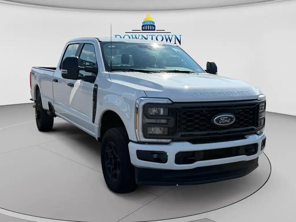 2026 Ford F-250 XL 4x4 Crew Cab 8' Box's photo