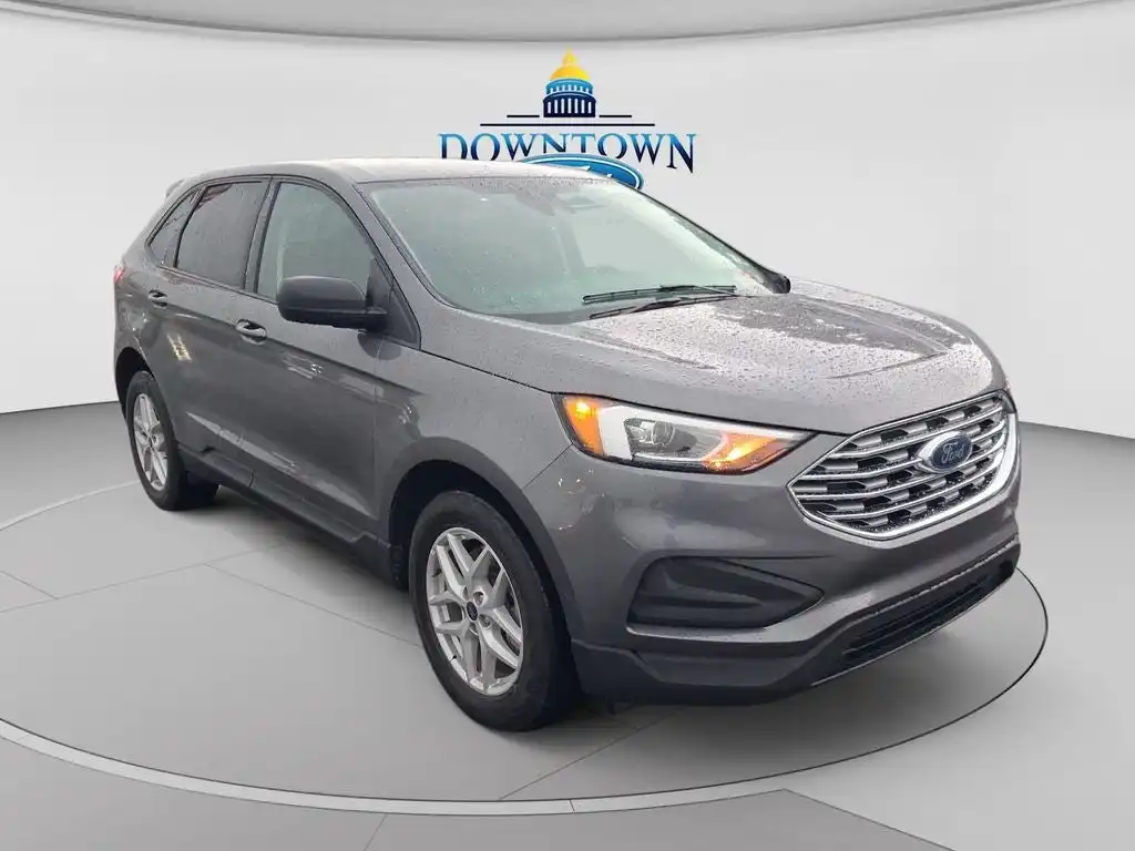 2021 Ford Edge SE AWD's photo