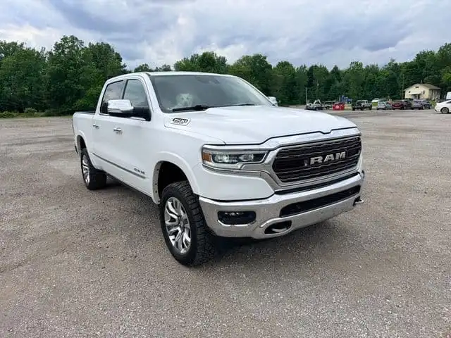2022 RAM 1500 Limited Crew Cab 4WD 5'7" Box's photo