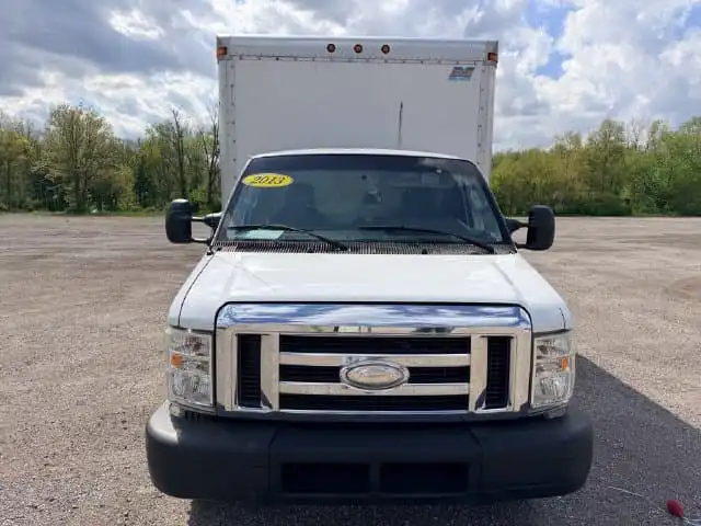 2013 Ford E-Series E-450SD's photo