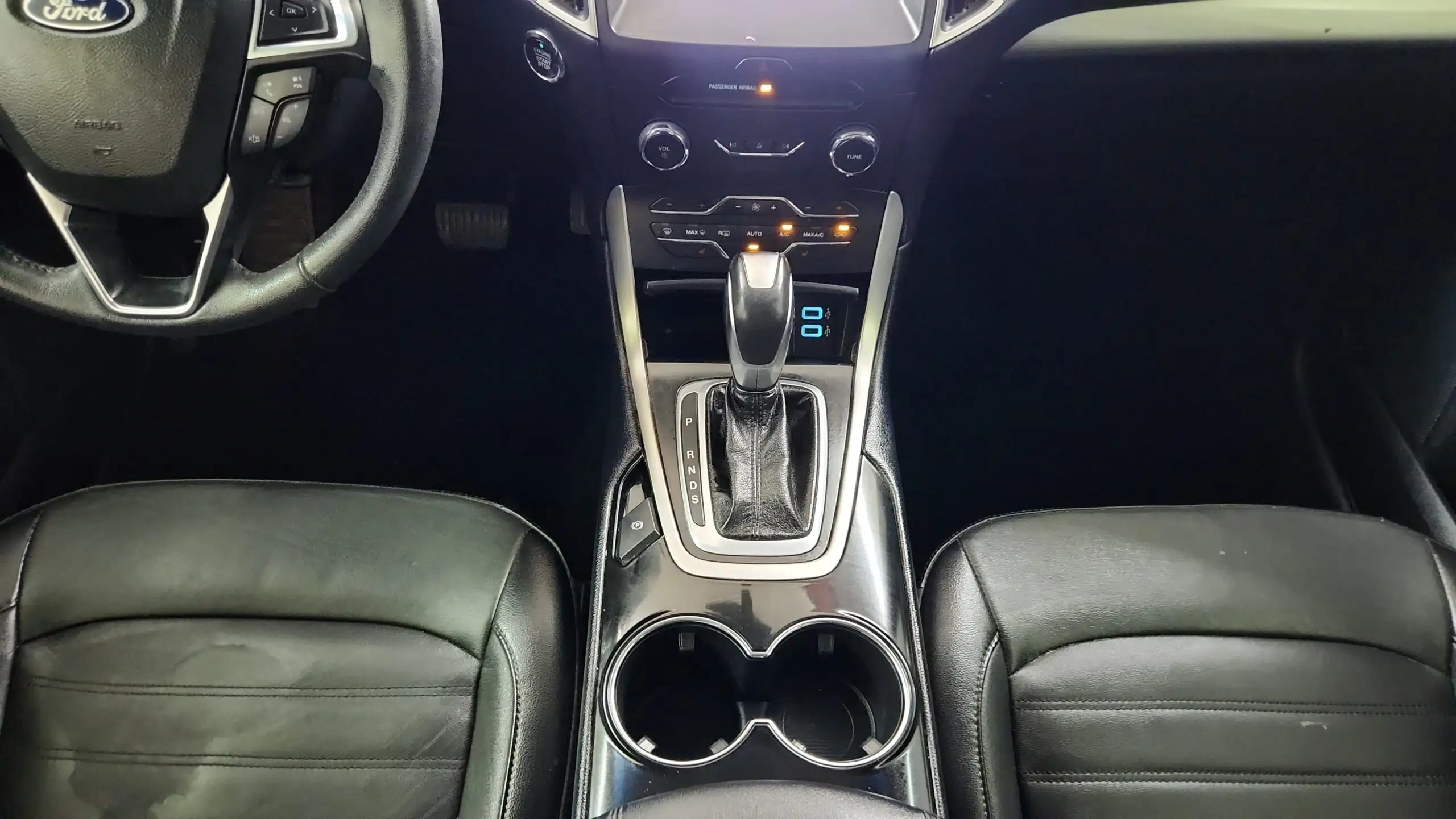 2018 Ford Edge SEL's photo