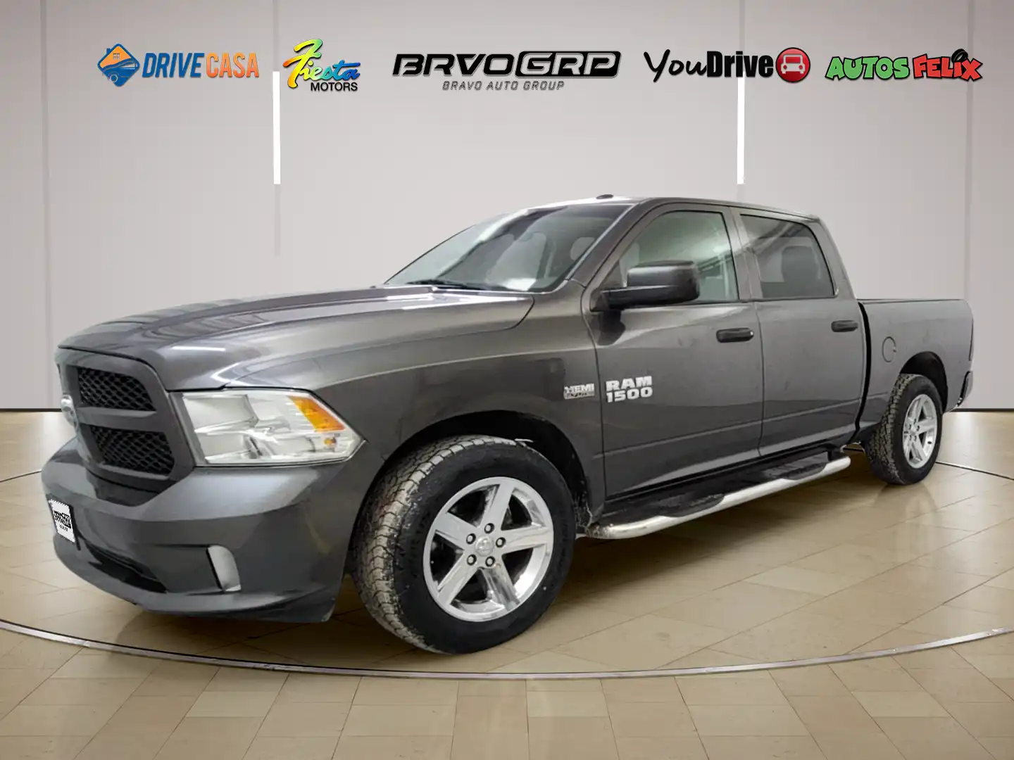 2016 RAM 1500 Express Crew Cab 5'7's photo