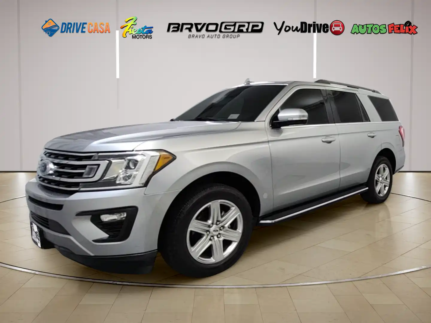 2021 Ford Expedition XLT's photo