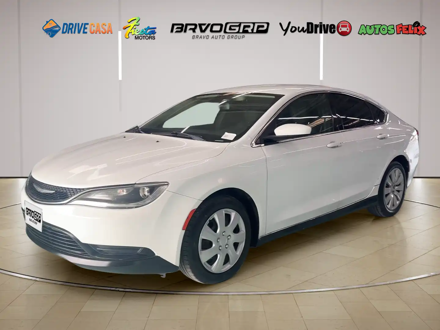 2016 Chrysler 200 LX's photo