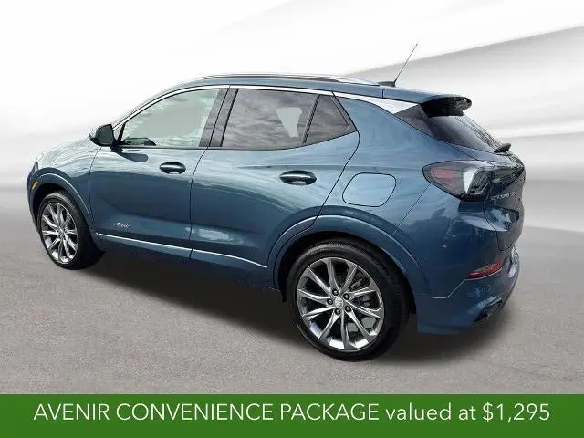 2024 Buick Encore GX Avenir photo 3