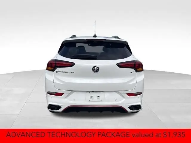 2020 Buick Encore GX Essence AWD photo 4