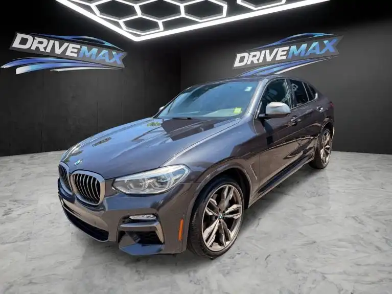 2019 BMW X4 M40i's photo