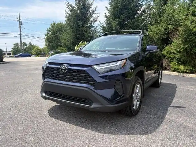 2024 Toyota RAV4 XLE AWD's photo